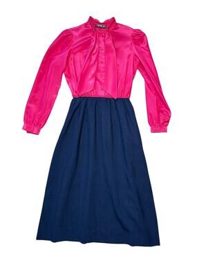 Vintage 70s / 80s Tone Two Pink Navy Belted Pussybow Dress Size Small
